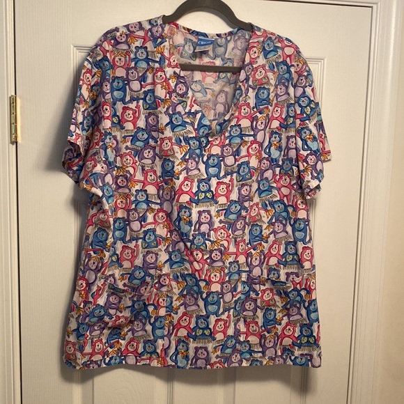 2 piece Crest scrub set…Multicolor top & hot pink elastic waist pants…size XL - Picture 2 of 6